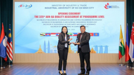 IUH: Đánh giá các chương trình đào tạo theo tiêu chuẩn AUN-QA lần thứ 325